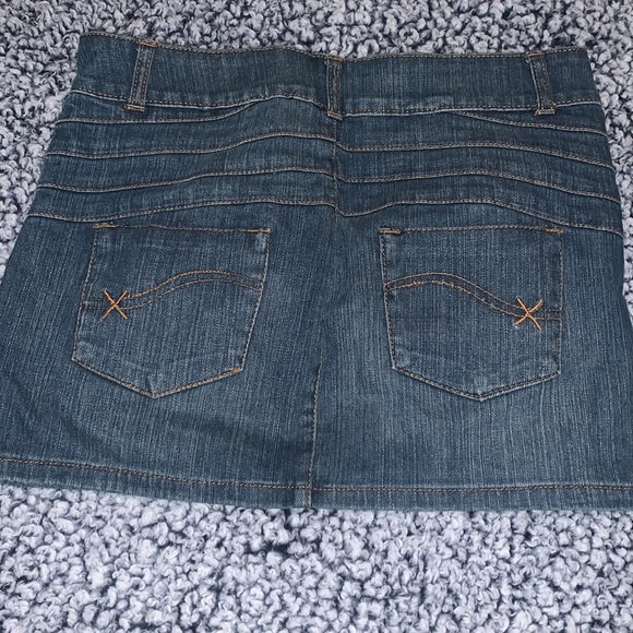 NWOT Denim mini skirt - Picture 2 of 3